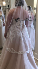Load image into Gallery viewer, Maggie Sottero &#39;Vanessa&#39; wedding dress size-12 NEW
