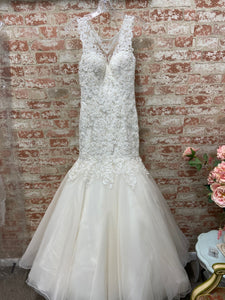 Pilak Aleece 'Melanie' wedding dress size-04 NEW