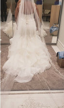 Load image into Gallery viewer, KLeiNFELD DANIELLE CAPRESE &#39;ARIELXS&#39; wedding dress size-18 NEW
