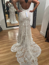 Load image into Gallery viewer, Allure Bridals &#39;D288 Tiana&#39; wedding dress size-12 NEW
