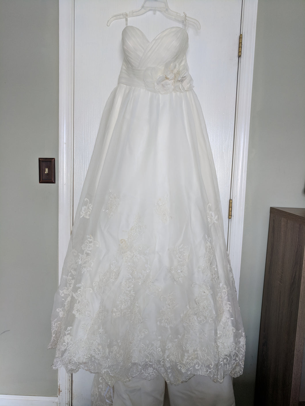 Allure Bridals '8757' size 12 used wedding dress front view on hanger