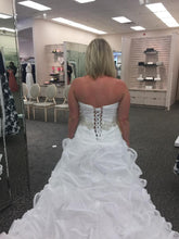 Load image into Gallery viewer, Galina Signature &#39;Strapless Organza&#39; size 6 new wedding dress back view on bride
