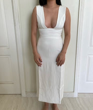 Load image into Gallery viewer, Sarah Seven &#39;Maude&#39; wedding dress size-04 NEW
