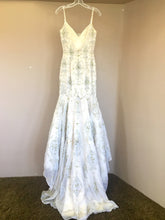 Load image into Gallery viewer, Stephen Yearick &#39;Couture&#39; size 2 used wedding dress back view on hanger

