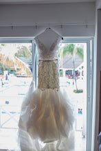 Load image into Gallery viewer, Eve of Milady &#39;1582&#39; size 10 used wedding dress front view on hanger
