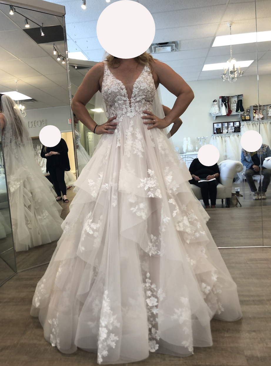 Martina Liana '1105' wedding dress size-06 NEW