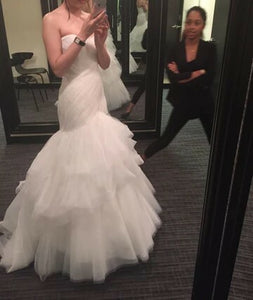 Monique Lhuillier 'Bliss 1411' wedding dress size-08 NEW
