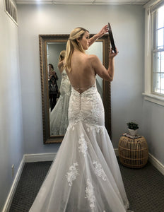 Essense of Australia 'D2770' wedding dress size-04 NEW