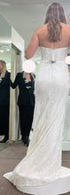 Load image into Gallery viewer, La Perle &#39;LP2251 Martha&#39; wedding dress size-12 NEW
