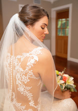 Load image into Gallery viewer, Lillian West &#39;Vanessa 6485&#39; size 14 used wedding dress back view on model
