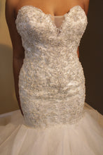 Load image into Gallery viewer, JUSTIN ALEXANDER &#39;8901&#39; wedding dress size-08 NEW
