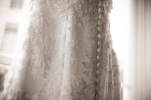 Load image into Gallery viewer, Melissa Sweet &quot;Ever&quot; - Melissa Sweet - Nearly Newlywed Bridal Boutique - 3
