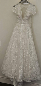 WONA Concept '449 ESMIN' wedding dress size-10 PREOWNED