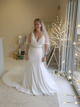 Load image into Gallery viewer, Allure Bridals &#39;3101&#39;
