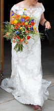 Load image into Gallery viewer,  &#39;None&#39; wedding dress size-00 PREOWNED
