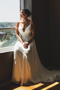 Julian Eve 'JE360' wedding dress size-06 PREOWNED
