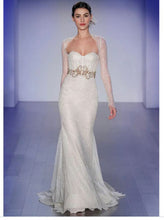 Load image into Gallery viewer, Lazaro &#39;3512&#39; size 6 new wedding dress front view on model
