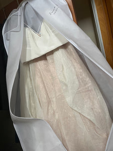 CAROL HANNAH 'Kensington ' wedding dress size-08 NEW