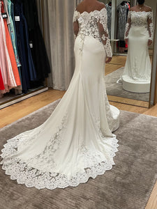Pronovias 'Della' wedding dress size-14 NEW