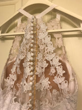 Load image into Gallery viewer, Pronovias &#39;Lace&#39; size 10 used wedding dress back view on hanger
