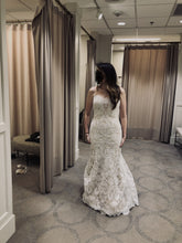 Load image into Gallery viewer, Ines Di Santo &#39;Delight&#39; size 6 new wedding dress back view on bride
