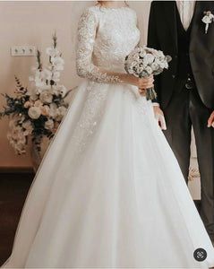 David's Bridal 'Vera Maslyanchuk' wedding dress size-02 PREOWNED