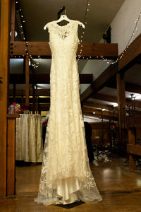 Allure Bridals '9160' wedding dress size-02 PREOWNED