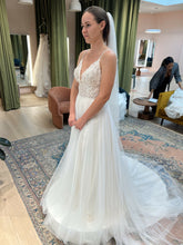 Load image into Gallery viewer, CASSIA DRESS &#39;CASSIA &#39; wedding dress size-00 SAMPLE
