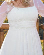 Load image into Gallery viewer, David&#39;s Bridal &#39;Soft Chiffon&#39; size 14 used wedding dress front view on bride
