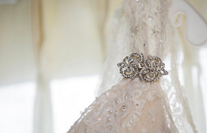 David's Bridal '9T9612' wedding dress size-18 PREOWNED