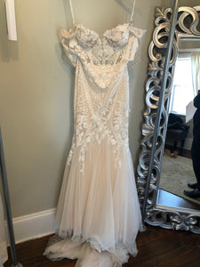 Enzoani 'Nevaeh' wedding dress size-00 NEW