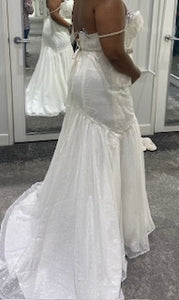 Galina Signature '9SWG854 Ivory ' wedding dress size-16W NEW