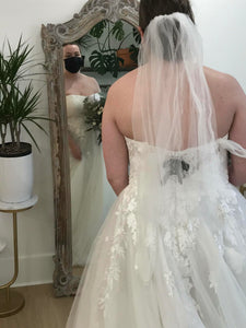 Stella York '7052' wedding dress size-12 SAMPLE