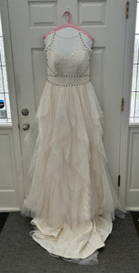 Hayley Paige 'Fully custom' wedding dress size-08 PREOWNED