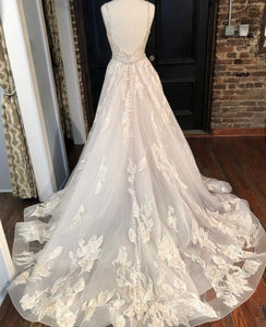 Madison James 'MJ503' wedding dress size-08 NEW