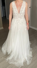 Load image into Gallery viewer, Jenny Yoo &#39;A-line&#39; wedding dress size-06 PREOWNED
