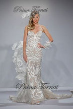 Load image into Gallery viewer, Pnina Tornai &#39;Butterfly&#39; size 2 sample wedding dress front view on model
