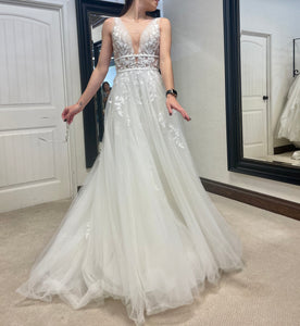 Lillian West '66155' wedding dress size-02 NEW