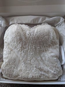 Essense of Australia 'D1758' wedding dress size-12 PREOWNED