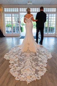 Essense of Australia 'Oxford Street Label PA1198' wedding dress size-06 PREOWNED