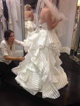 Load image into Gallery viewer, Hayley Paige &#39;Guindon 6315&#39; size 8 used wedding dress side view on bride
