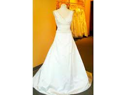 Romona Keveza Classic Wedding Dress - Romona Keveza - Nearly Newlywed Bridal Boutique - 7