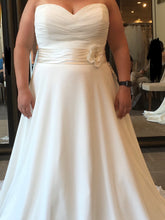 Load image into Gallery viewer, Sdincerity &#39;3706&#39; size 20 used wedding dress front view on bride
