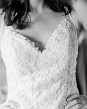 Load image into Gallery viewer, Watters &#39;Sanya&#39; size 6 used wedding dress front view close up
