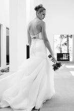 Load image into Gallery viewer, Hayley Paige &#39;Leighton&#39; - Hayley Paige - Nearly Newlywed Bridal Boutique - 4
