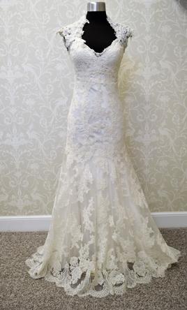 Allure Bridals '8764' size 8 used wedding dress front view on mannequin