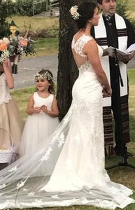 Stella York '6245' size 2 used wedding dress side view on bride