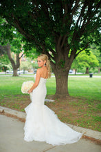 Load image into Gallery viewer, Amsale &#39;Sawyer&#39; - Amsale - Nearly Newlywed Bridal Boutique - 8
