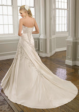 Load image into Gallery viewer, Mori Lee &#39;1658&#39; - Mori Lee - Nearly Newlywed Bridal Boutique - 2
