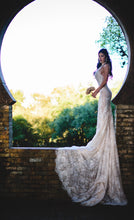 Load image into Gallery viewer, Galia Lahav &#39;Victoria&#39; size 2 used wedding dress side view on bride
